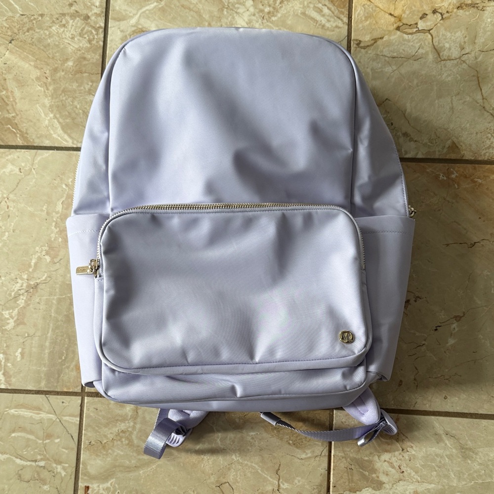 Lululemon Everywhere Backpack 22L